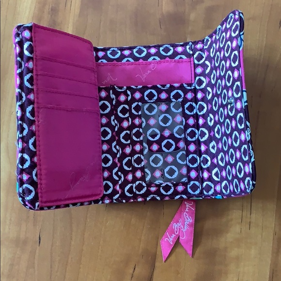 Vera Bradley tri-fold wallet - Picture 3 of 4